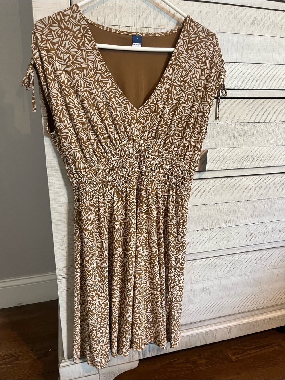 Old Navy Brown and White Printed V-Neck Smocked Dress